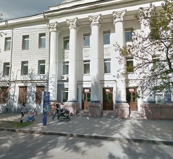 Банкомат банка Траст по адресу б. Гагарина, д. 40 (крыльцо офиса НБ "ТРАСТ" (ОАО))