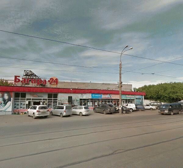 Банкомат Дальневосточного Банка по адресу ул. Октябрьской Революции,  д. 7