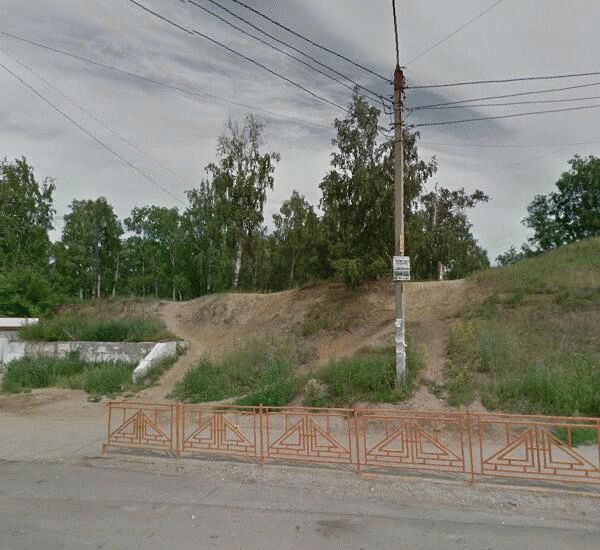 Банкомат Дальневосточного Банка по адресу Университетский мкр, д. 80А, аптека «Авиценна»