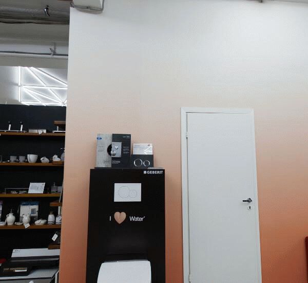 Банкомат банка ВТБ по адресу ул. Октябрьской Революции,  д. 1